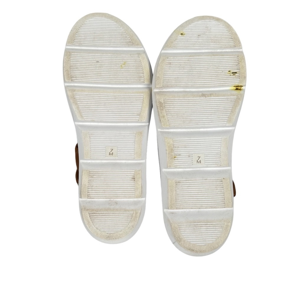 VAN ELI Cloris Padded Leather Lug Sole Sandals - Picture 7 of 7